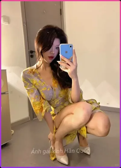 Anh-gai-xinh-Han-Quoc-che-mat-nghe-thuat