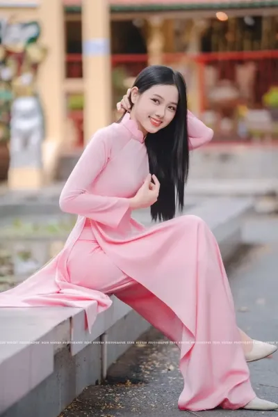 Anh-gai-mac-ao-dai-dep-thanh-lich