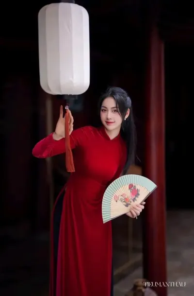 Anh-gai-xinh-mac-ao-dai-thanh-thoat