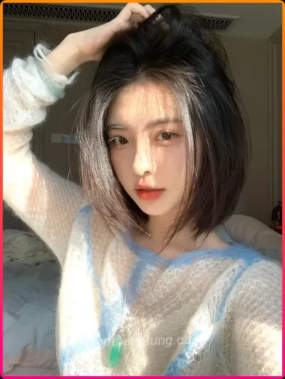 Hinh-gai-toc-ngan-xinh-cuon-mat