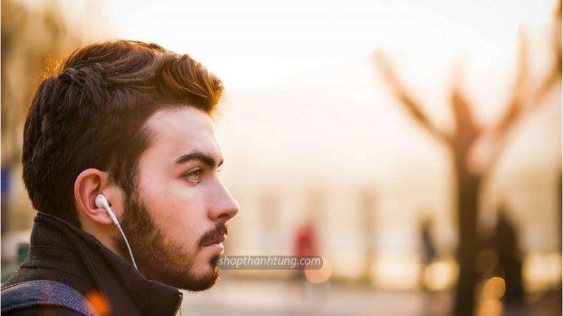 Có nên cố gắng trở thành người đàn ông lạnh lùng