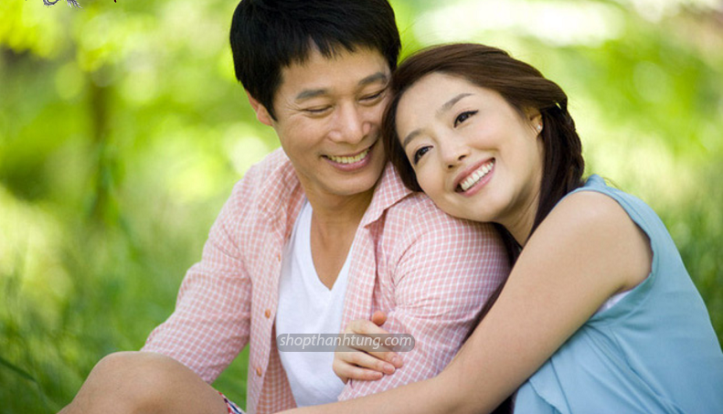 Tâm Lý Đàn Ông Lấy Vợ Muộn Có Gì Khác Biệt