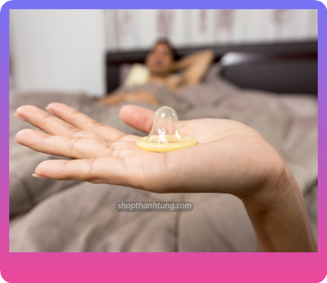 Dùng bao cao su có bị lây bệnh lậu không