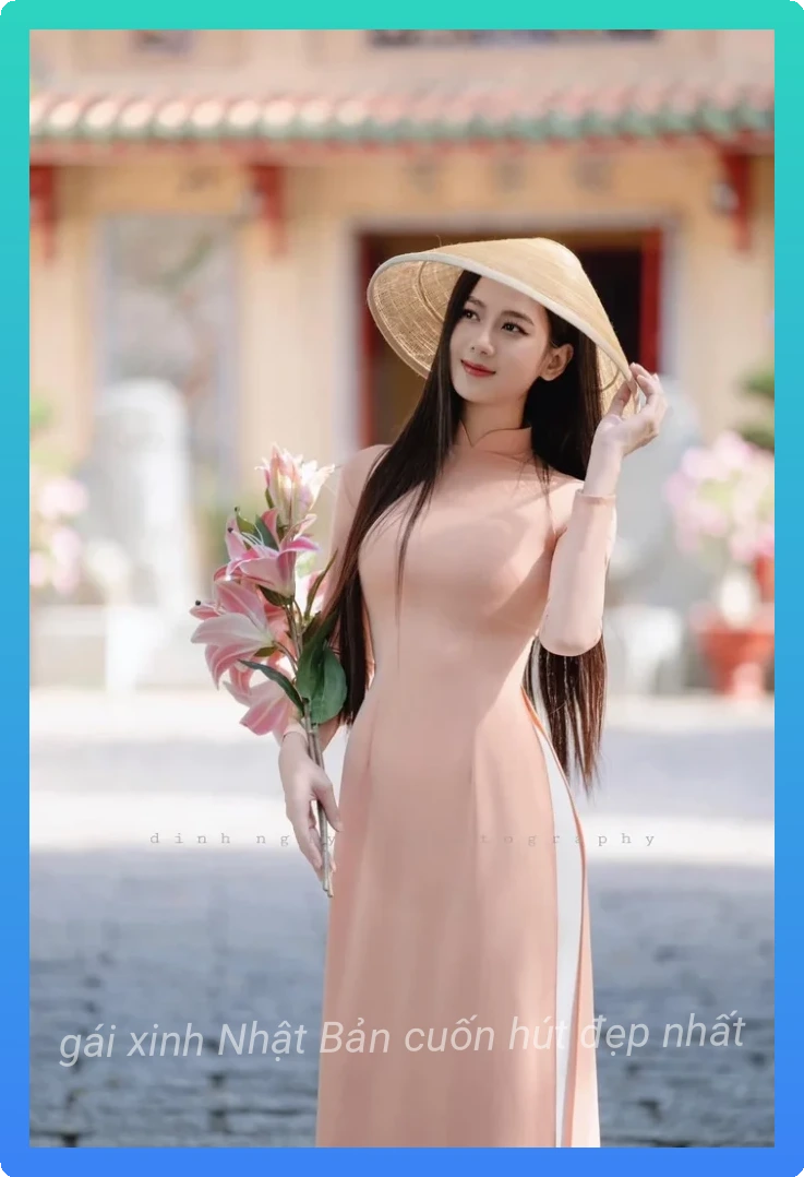 Anh gai xinh mac ao dai dep diu dang