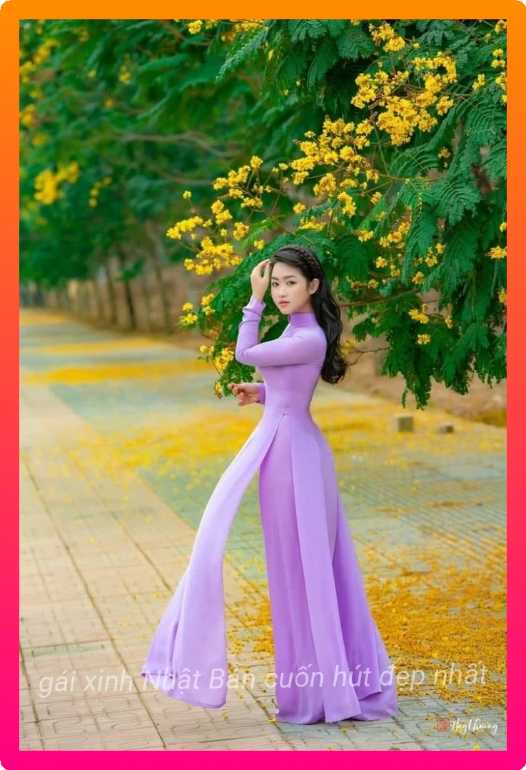 Anh gai xinh mac ao dai dep tu nhien