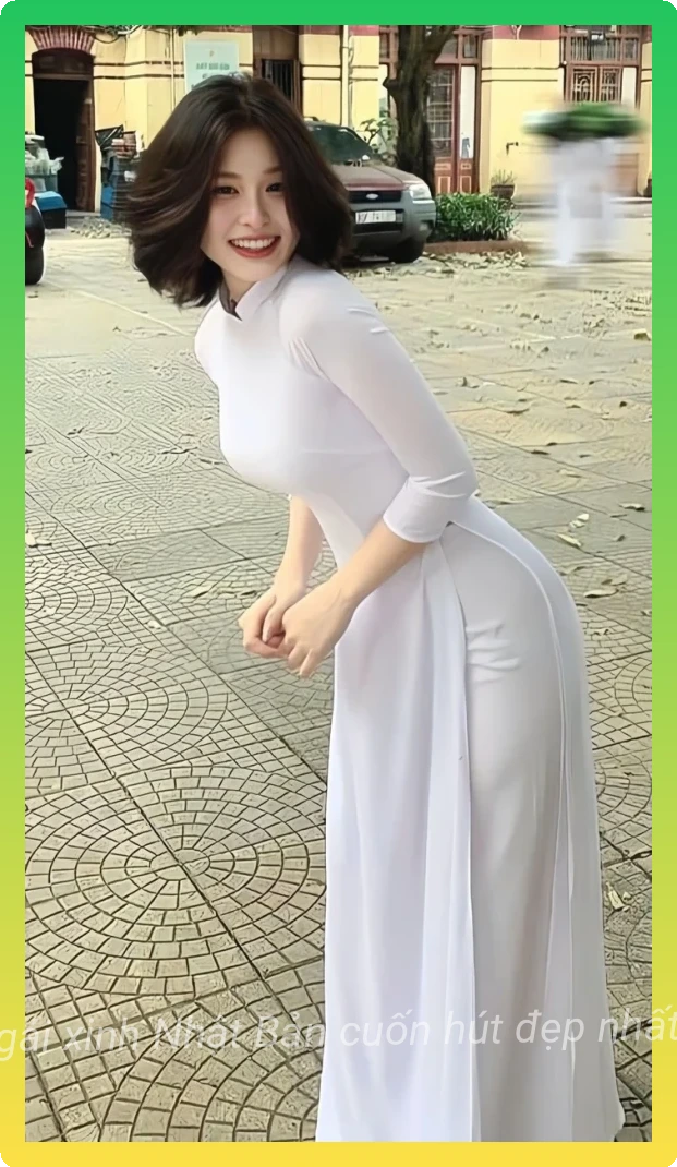 Anh gai xinh mac ao dai mong trang nha