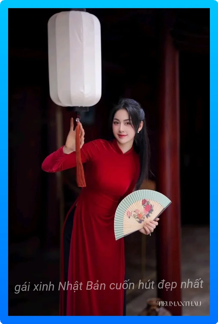 Anh gai xinh mac ao dai thanh thoat