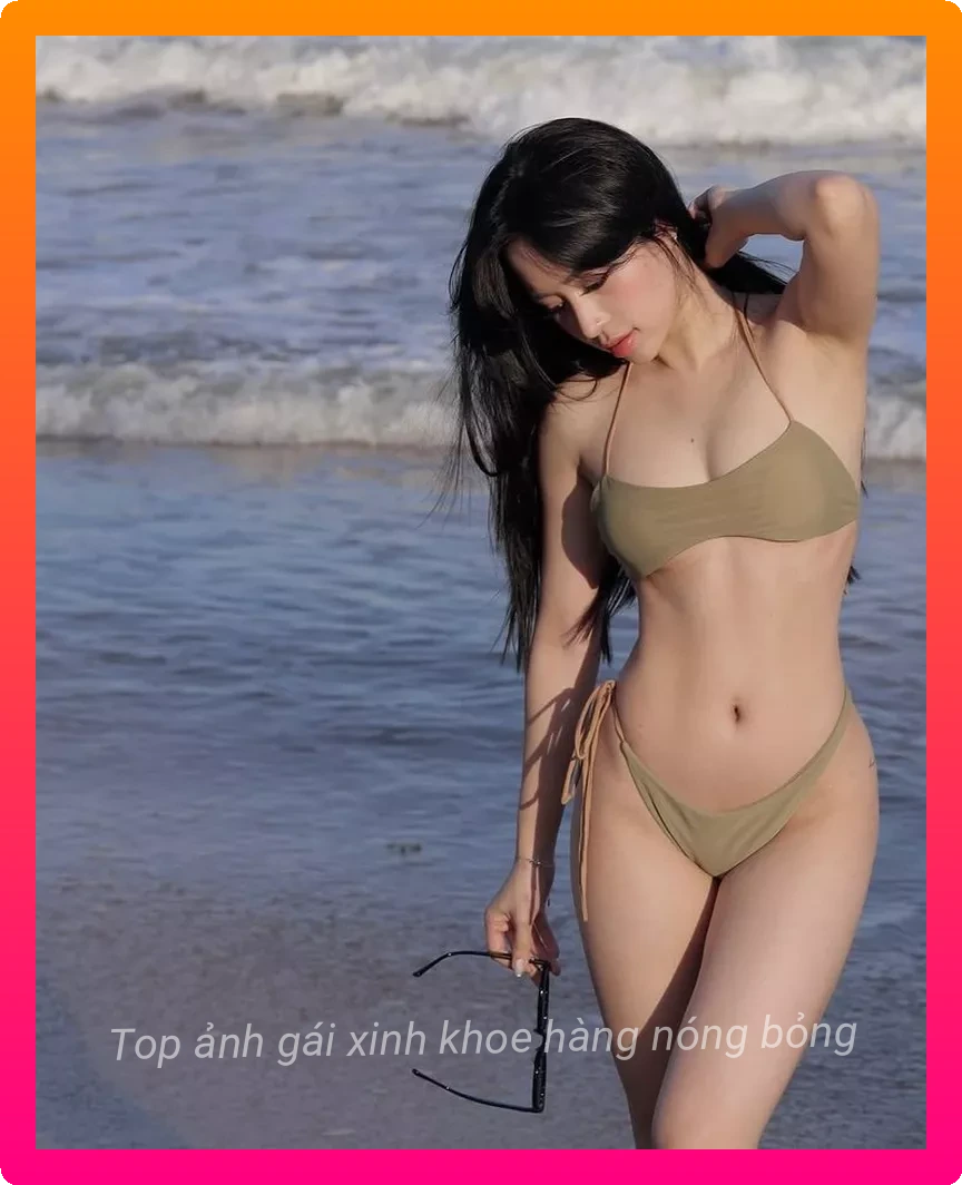 Gai xinh khoe hang voi body goi cam day suc hut