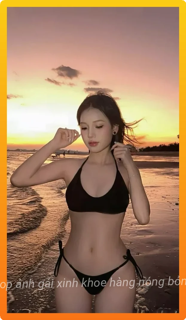 Gai xinh khoe hang voi ve dep thanh lich nhung sexy