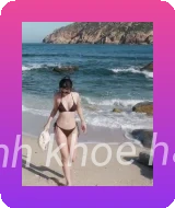 Gai xinh khoe hang voi vong eo thon gon