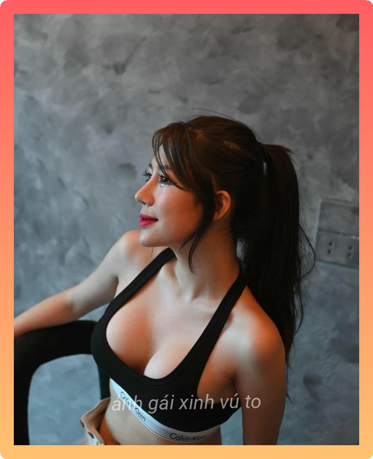 Gai xinh vu dep ko che cuc nong