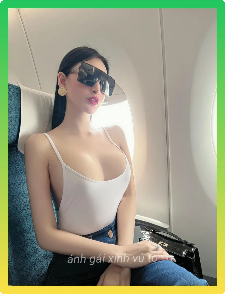 Gai xinh vu dep ti hong cuc xinh