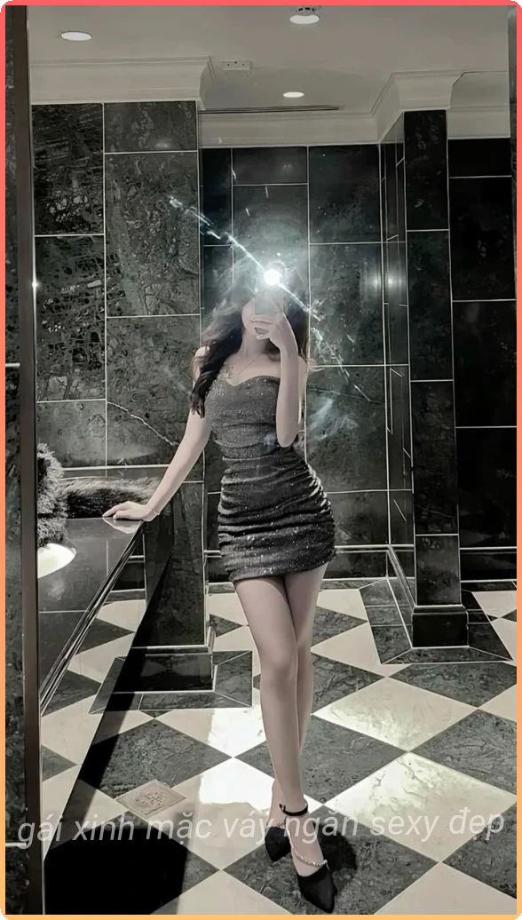 Phong cach vay ngan sexy tinh te