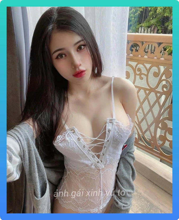 Vu dep gai xinh khoe dang sexy