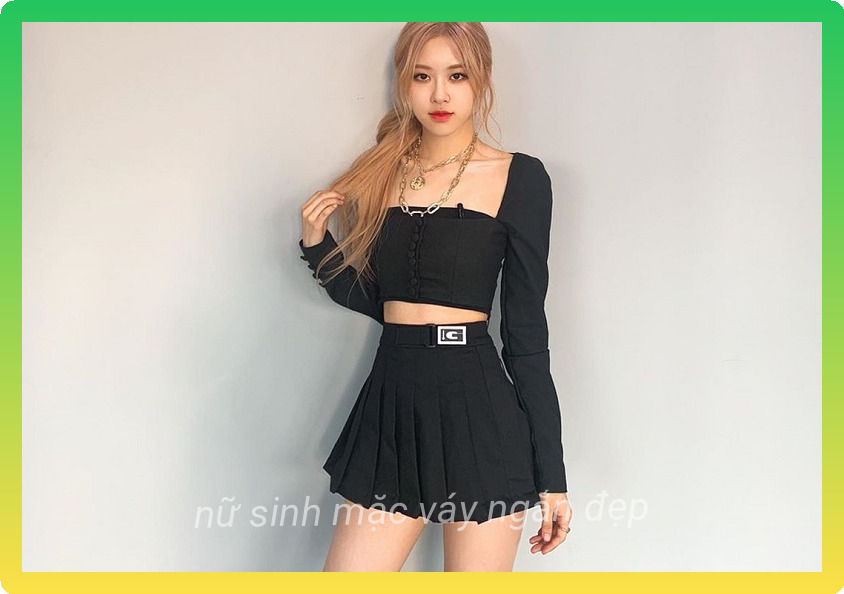 Gai xinh mac vay xep ly sieu ngan 14