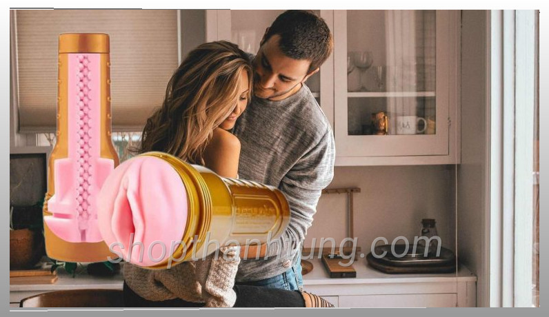 Mông giả nguyên khối hay âm đạo giả dùng “ok” hơn?